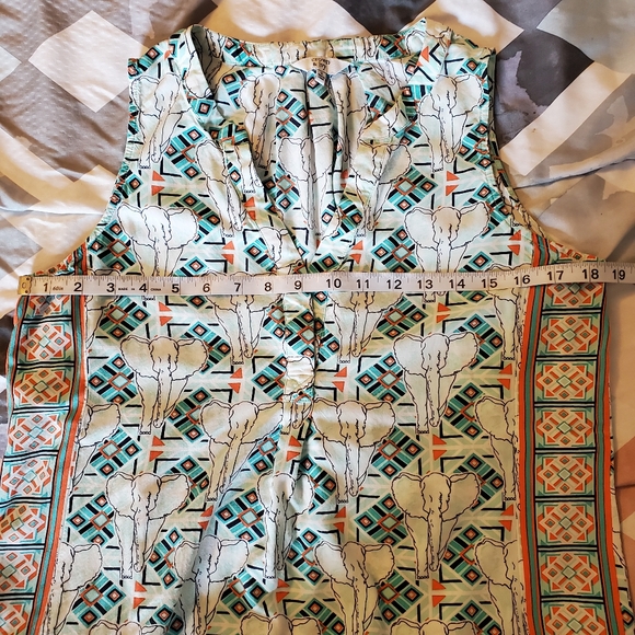 Sleeveless Rayon Tribal Elephant Half Button V-neck Tunic Blouse Medium(COPY) - Picture 15 of 16